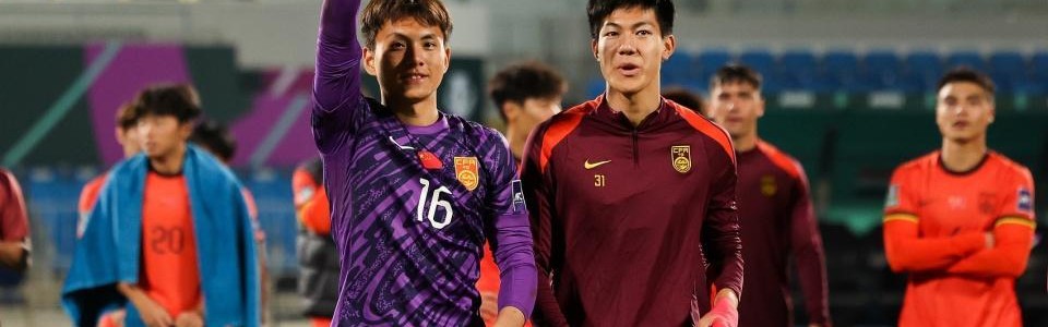 星空体育-U23国足淘汰赛首秀！冲击3连败魔咒，2年3战0进球，李昊面对考验